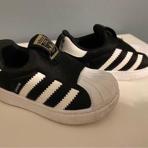Toddler size 5 adidas slip on shoe